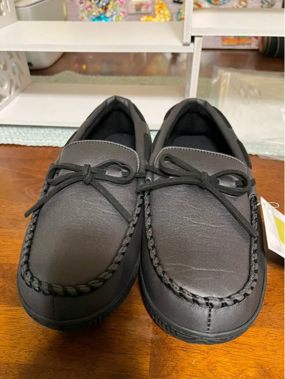 Men’s Ultra Ideas size 9 slippers. NWT.